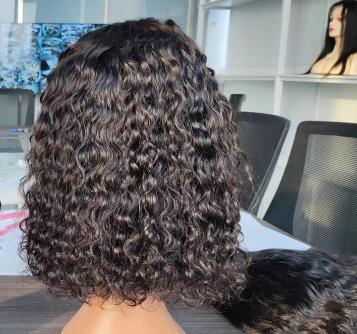 Skunk Stripe Noir et Bleu Ombre Body Wave 13x4/4x4 Lace Front Wig