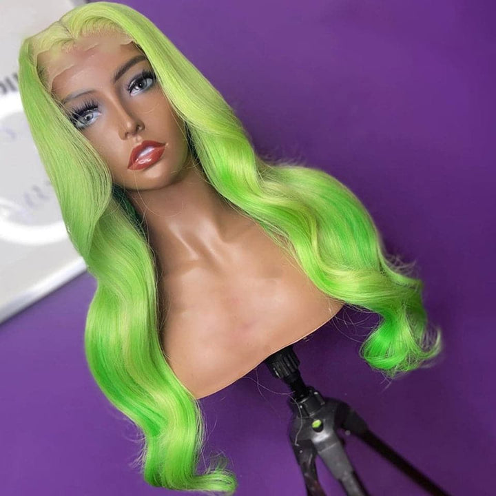 Vague de corps vert clair 13x4 dentelle avant perruque préplumée dentelle transparente cheveux humains