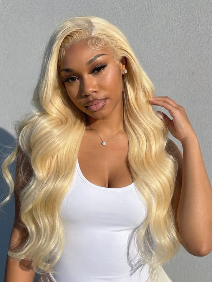 Vente Flash Body Wave 13x4 HD Lace Front Wig Preplumed 613 Honey Blond Color Wigs for Women 