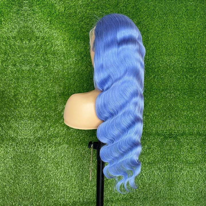 Perruque de Cheveux Humains Lace Frontale/Fermeture Bleue de Klein Body Wave pour Femme 
